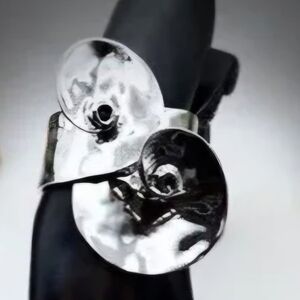 Zara Elegant Silver Metal Architectural Cuff Armband Twisted Swirl Bracelet